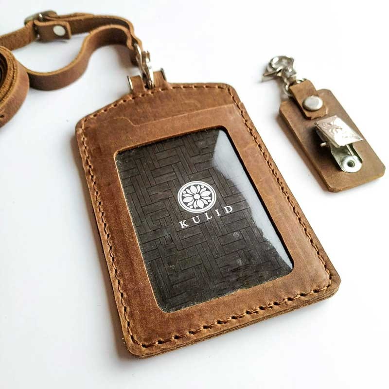 Tempat ID Card Kulit Warna Coklat