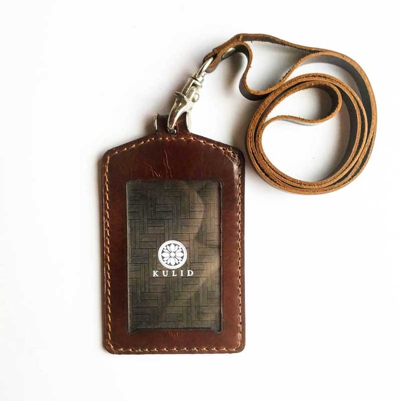 Tempat ID Card Kulit Warna Coklat Tua